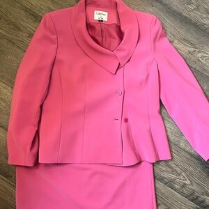 Le Suit Vibrant Pink Ensemble